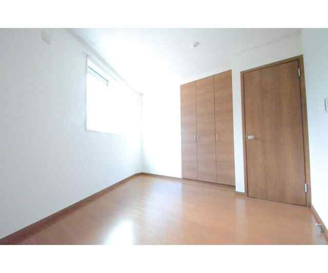 宝町１丁目戸建の寝室