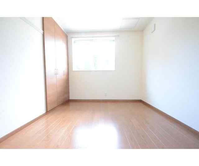 宝町１丁目戸建の寝室