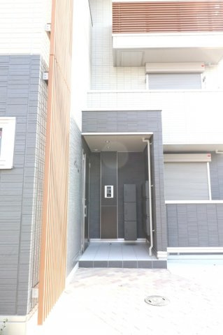 RENOMのエントランス