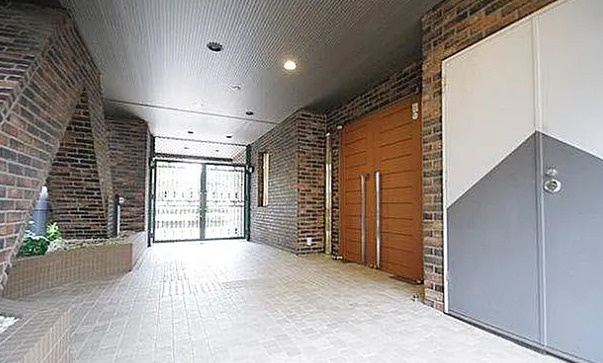 ドルフ後楽園ステーションフロントのロビー