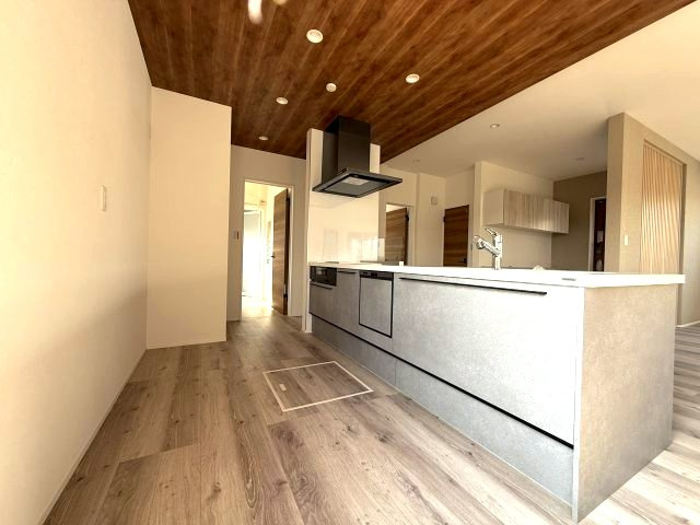 2LDK＋カースペース　三菱エコキュートのキッチン|キッチン