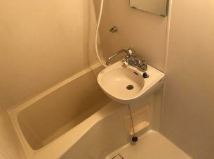 アベニール曙橋の浴室|人気のバストイレ別☆(同一仕様写真)