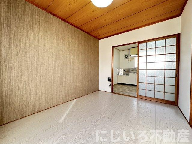 コーポ荒木の居間・リビング