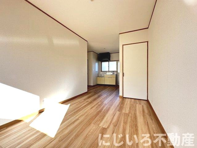 アイリス南開の居間・リビング