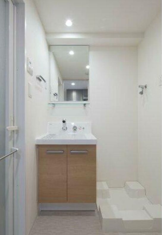 シーフォルム学習院下（SYFORME GAKUSHUINSHITA）の洗面所|ニーズの高い独立洗面台です☆（同一仕様写真）