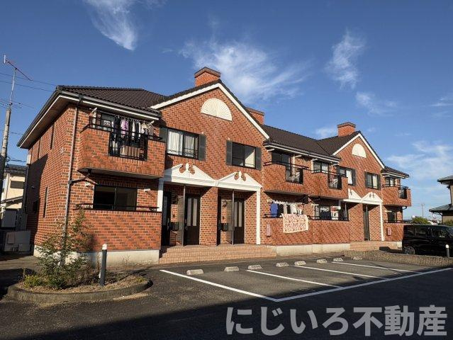 ヨーロピアンシャレ―芝Bの外観
