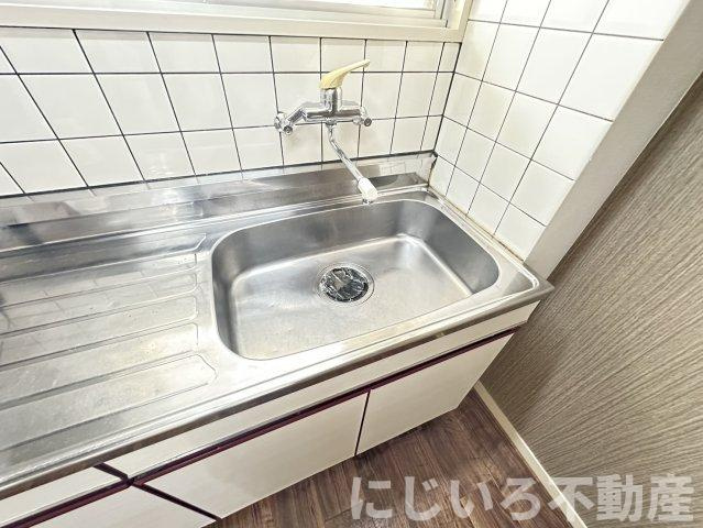 ベルヌーブ北浜ハイツのキッチン
