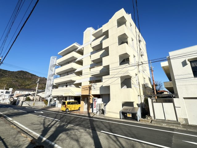 ベルヌーブ北浜ハイツ