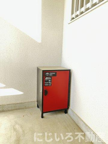 ベルヌーブ北浜ハイツの玄関