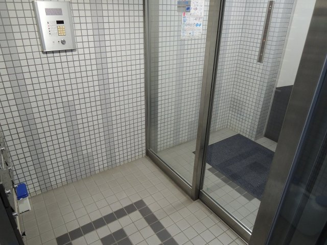オリーブ白山のロビー