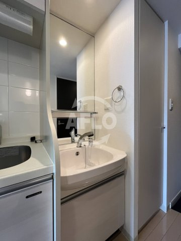 プレサンス新大阪クレスタの独立洗面台|プレサンス新大阪クレスタ　洗面台