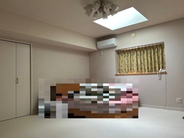 小坂4丁目の洋室|明るい洋室です