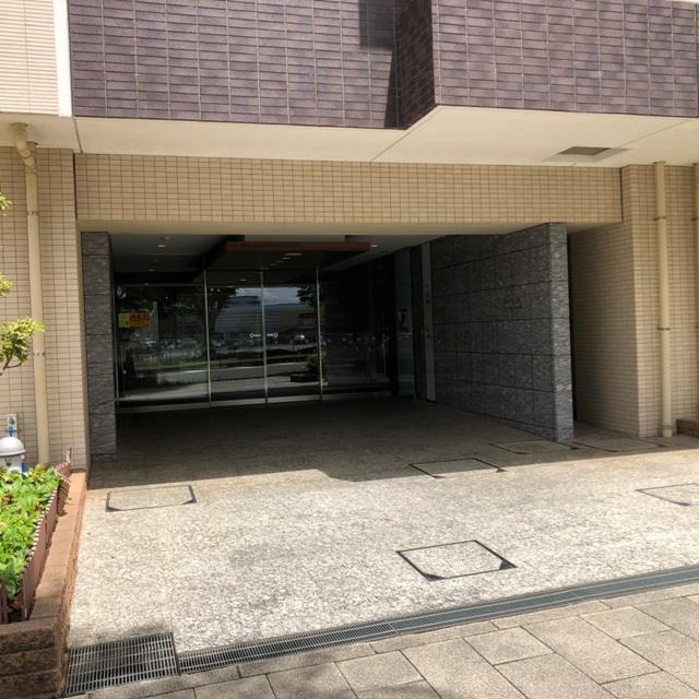 サンクタス千葉ニュータウン中央のエントランス