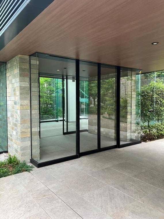 グランドメゾン品川シーサイドの杜のエントランス