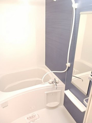 【浴室】 | ベル・フラン | お風呂で日々の疲れを落としましょう