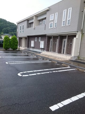 ＲｉｖｅｒＳｉｄｅ東祥Ｂの駐車場