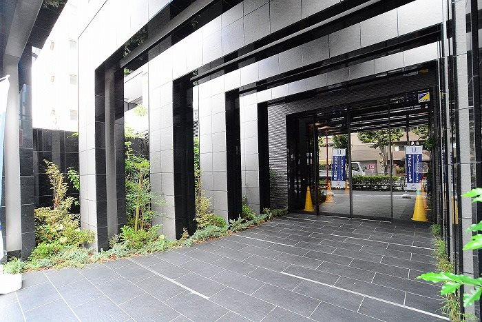 アジールコフレ中野坂上のエントランス