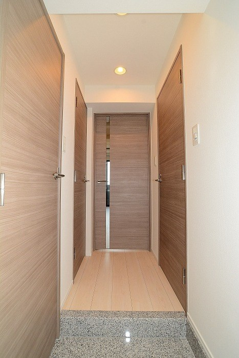 アジールコフレ中野坂上の玄関