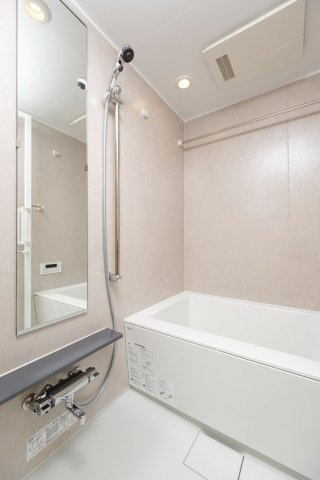 エンクレスト博多RIVERSIDEの浴室