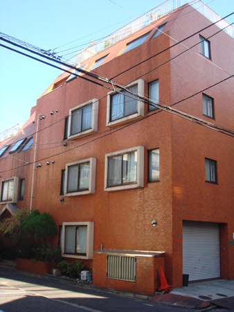 八高マンション