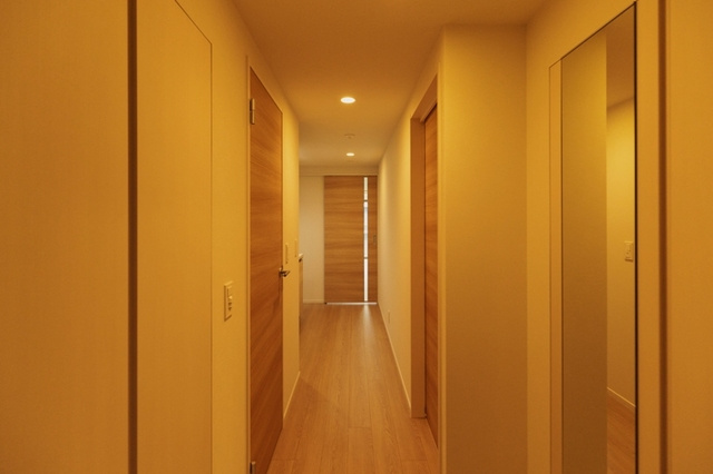 フロンティアレジデンス錦糸公園の玄関|※写真は同タイプ住戸です。