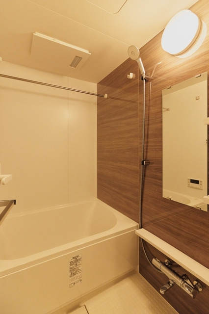 フロンティアレジデンス錦糸公園の浴室|※写真は同タイプ住戸です。