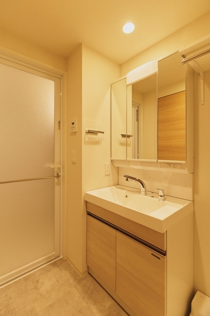 フロンティアレジデンス錦糸公園の洗面所|※写真は同タイプ住戸です。