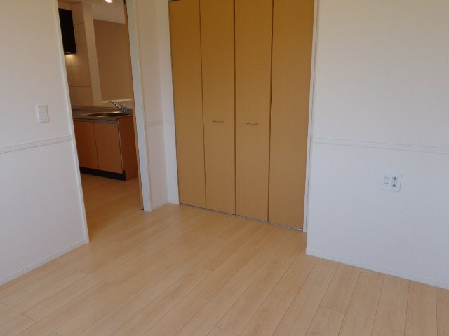 コンフォート・レジデンス響の内装|洋室