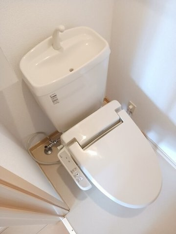 ベル・ソレイユⅡのトイレ|ゆったりとした空間のトイレです