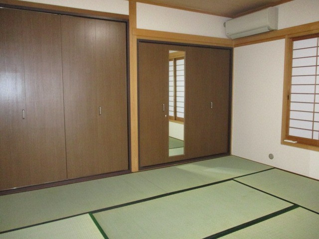 香芝市旭ケ丘５丁目の一戸建ての居間・リビング