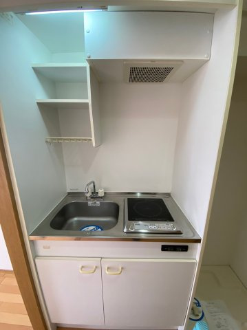 アーバンフラッツ新栄　名古屋市賃貸　仲介手数料無料のキッチン
