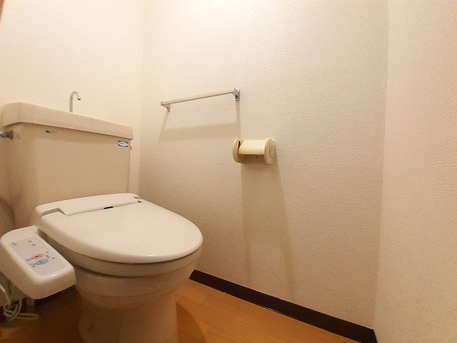 カーサ・クレールのトイレ|清潔感のあるトイレです