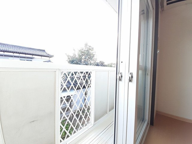 カーサ・クレールのバルコニー|落ち着いた時間を過ごせるバルコニーです