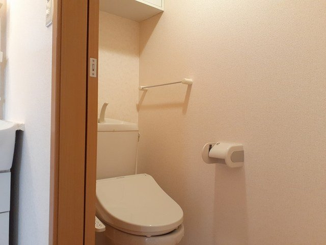 ゼファーⅡのトイレ|ゆったりとした空間のトイレです
