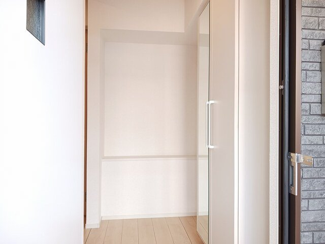 プルミエール手屋Ⅱの玄関|ゆったりとした玄関です