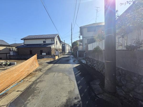 横浜市旭区南希望が丘の新築一戸建の前面道路含む現地写真|周辺物件、周辺環境も合わせてご案内可能です！
お気軽にお問い合わせください。