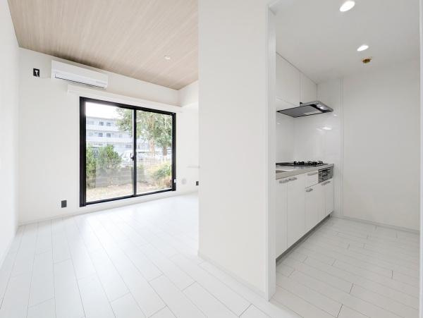 ビューネ綱島東の居間・リビング|明るいLDK！！
陽当たり良好です。