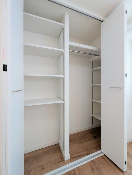 コーポ大倉山の収納|豊富な収納スペース。
収納が多いとお部屋が広く使えます！