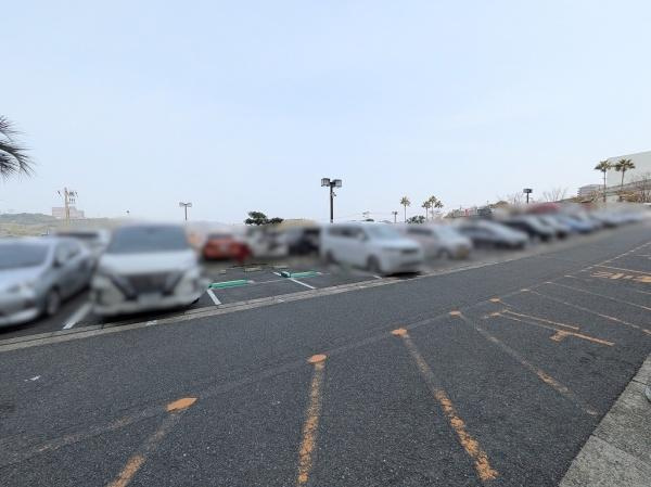 【駐車場】 | パームスクエアジェームス山