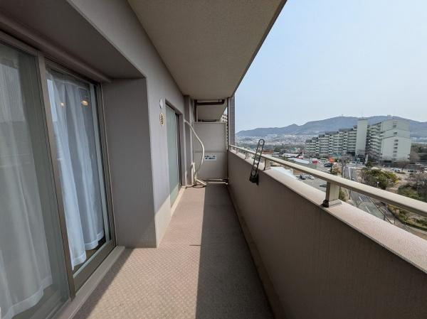 【バルコニー】 | ウインヒルズジェームス山