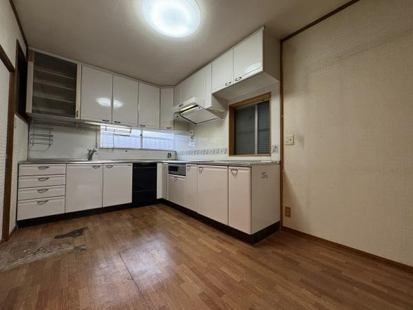 【居間・リビング】 | 大阪市旭区生江3丁目　中古戸建