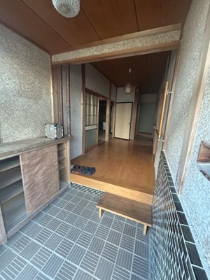 【玄関】 | 美萩野1丁目中古住宅