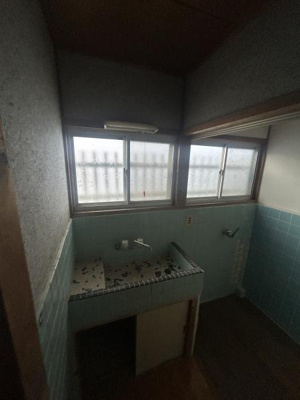【独立洗面台】 | 美萩野1丁目中古住宅