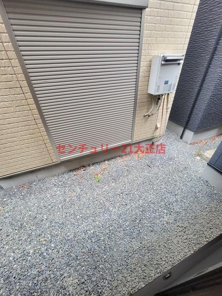 鶴町3丁目　貸家の庭