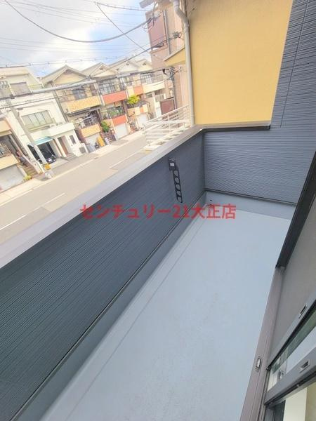 鶴町3丁目　貸家のバルコニー