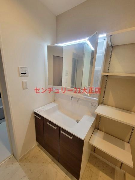 鶴町3丁目　貸家の洗面所