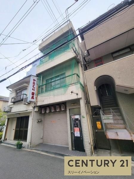 三軒家東1丁目ビルの外観