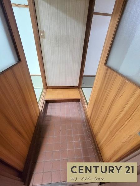 三軒家東1丁目ビルの玄関|★玄関です★