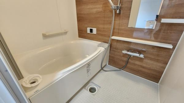 【浴室】 | サンメゾン若江岩田　中古マンション