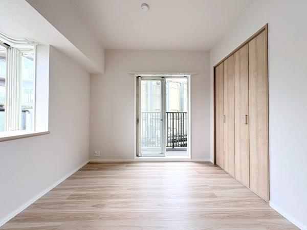 中山パーク・ホームズの洋室